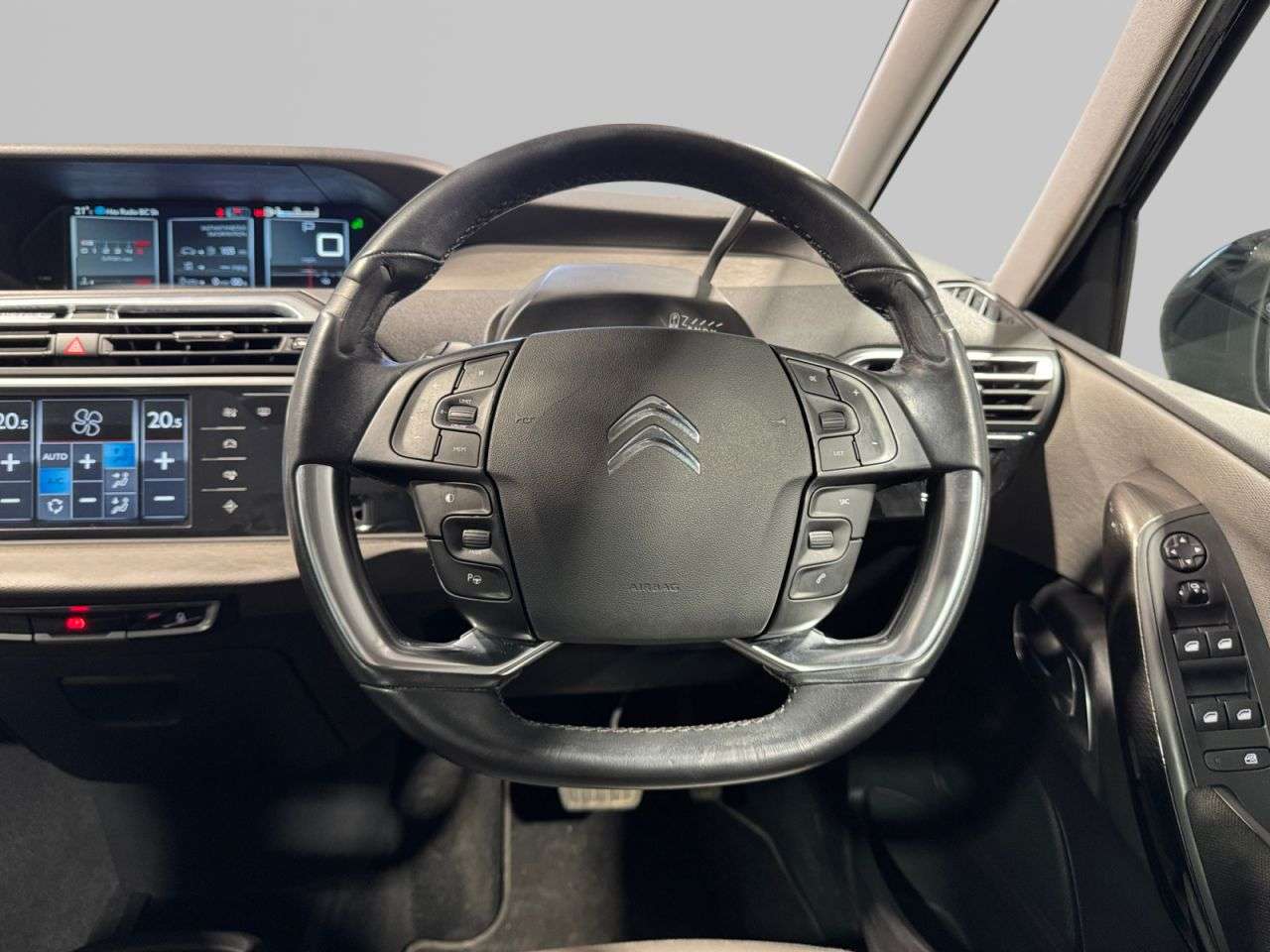 2015 CITROEN GRAND C4 PICASSO 2015 CITROEN GRAND C4 PICASSO