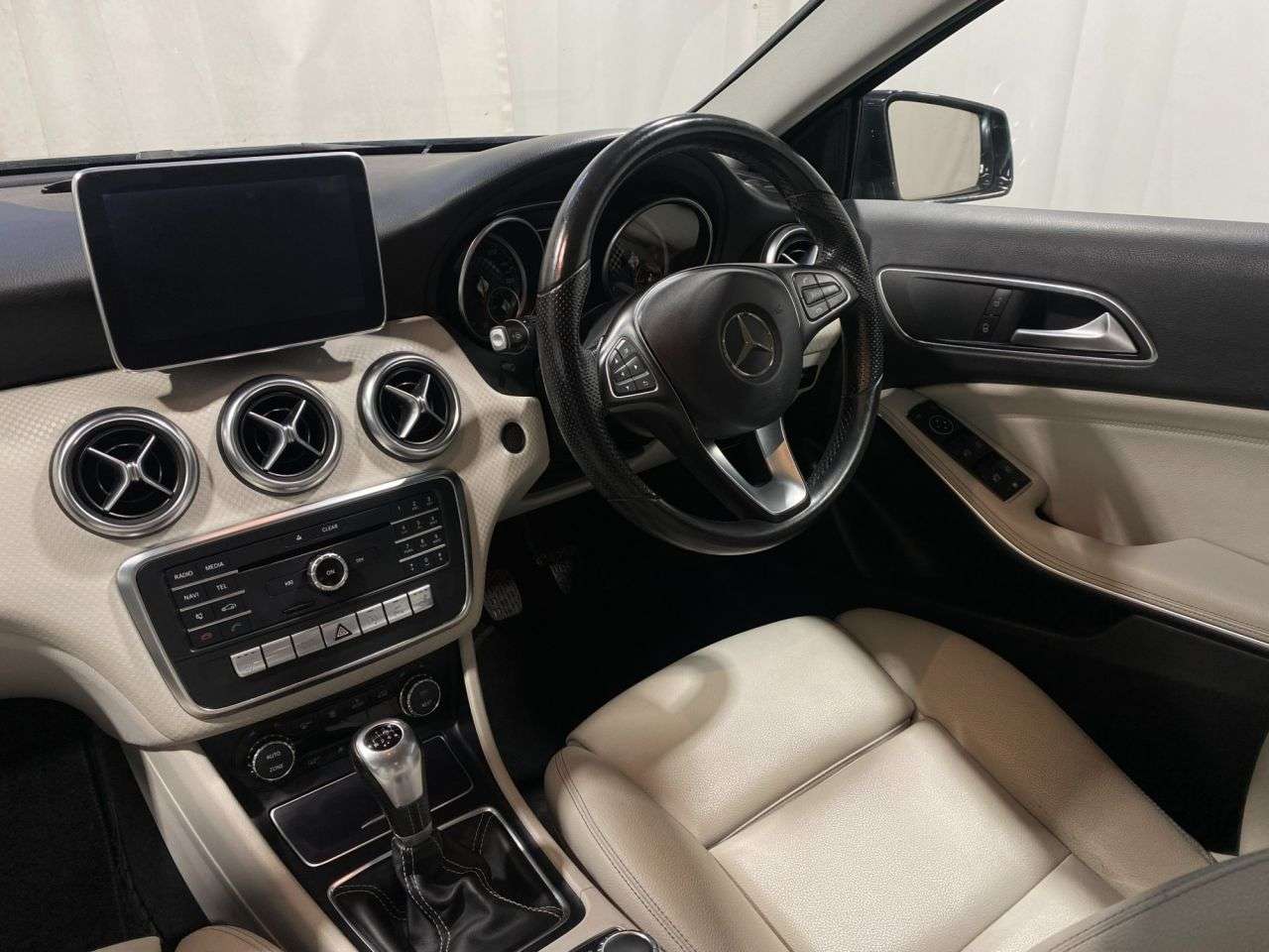 2016 MERCEDES A-CLASS 2016 MERCEDES A-CLASS