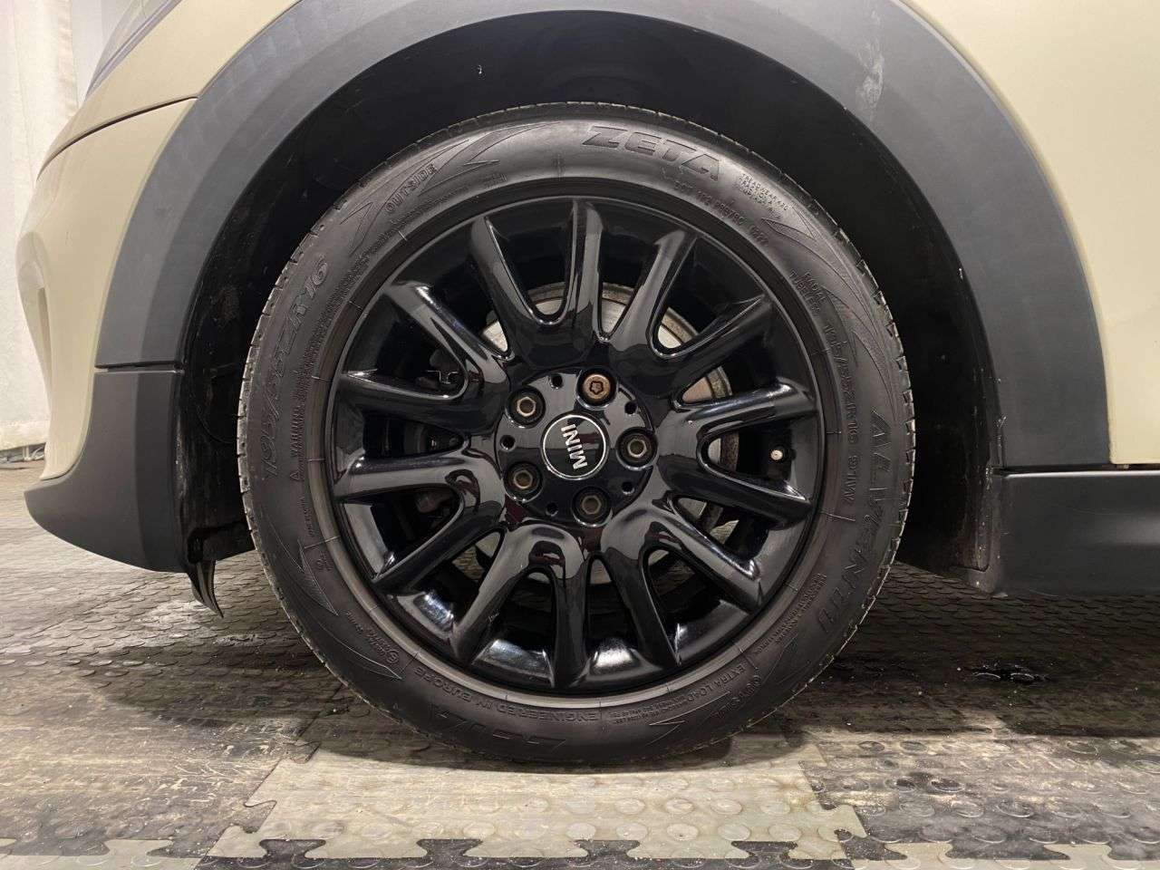 2016 MINI CONVERTIBLE 2016 MINI CONVERTIBLE