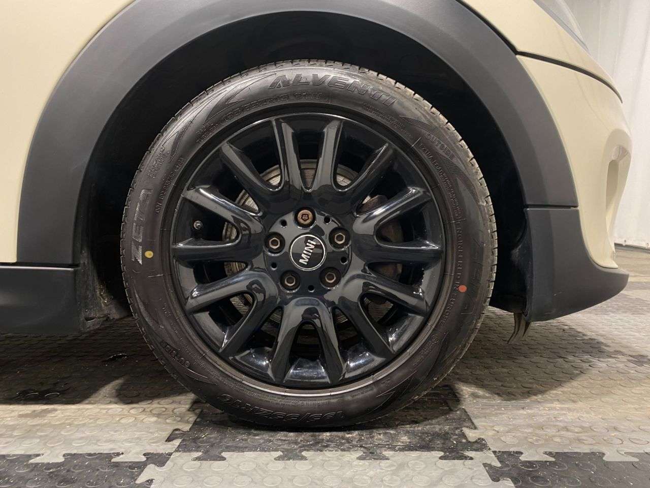 2016 MINI CONVERTIBLE 2016 MINI CONVERTIBLE