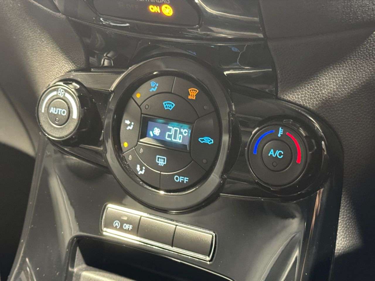 2015 FORD FIESTA 2015 FORD FIESTA