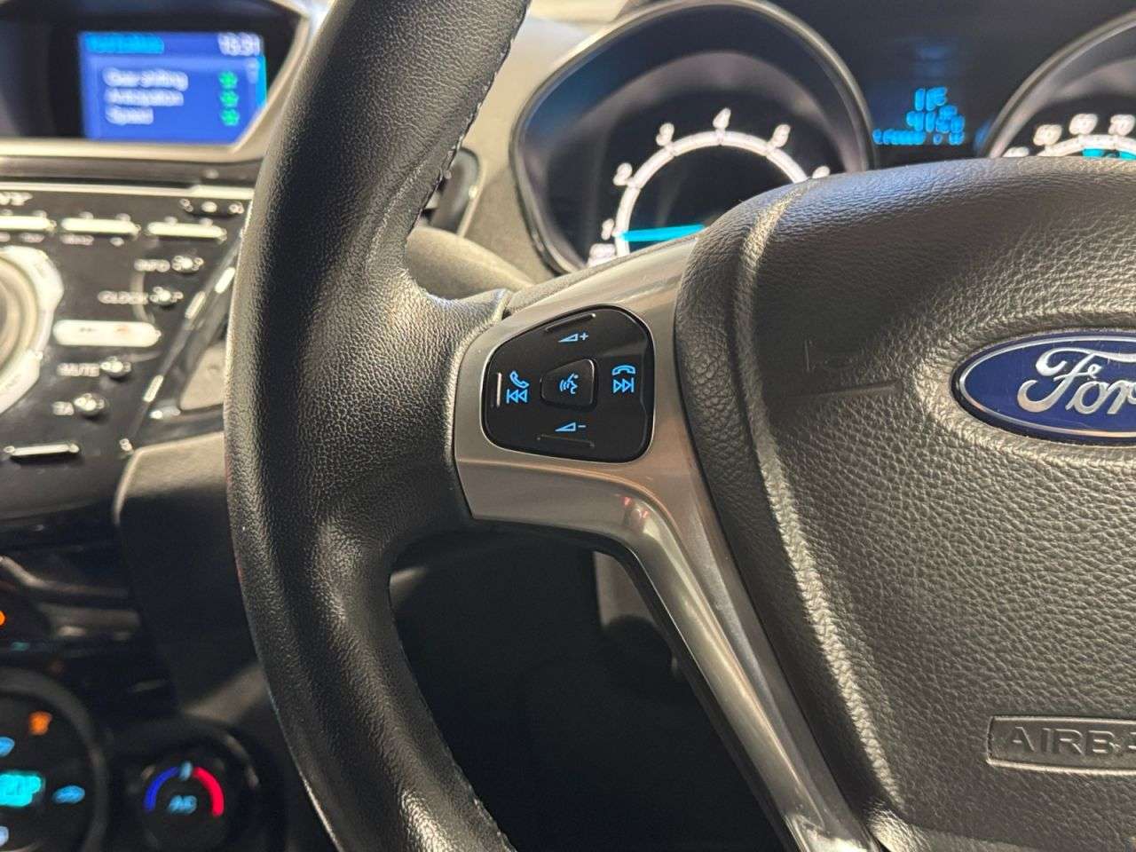 2015 FORD FIESTA 2015 FORD FIESTA