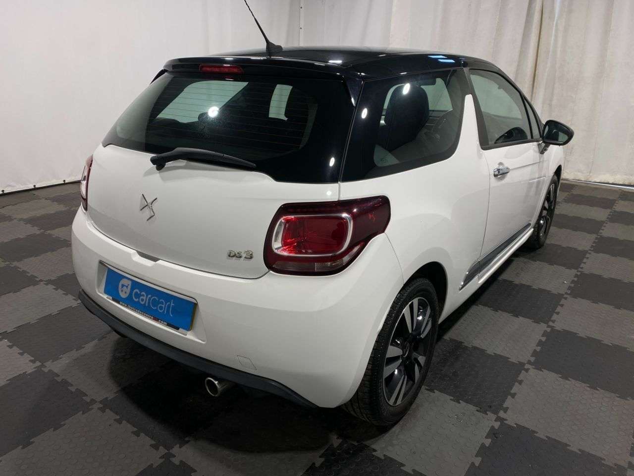 2017 DS AUTOMOBILES DS 3 2017 DS AUTOMOBILES DS 3