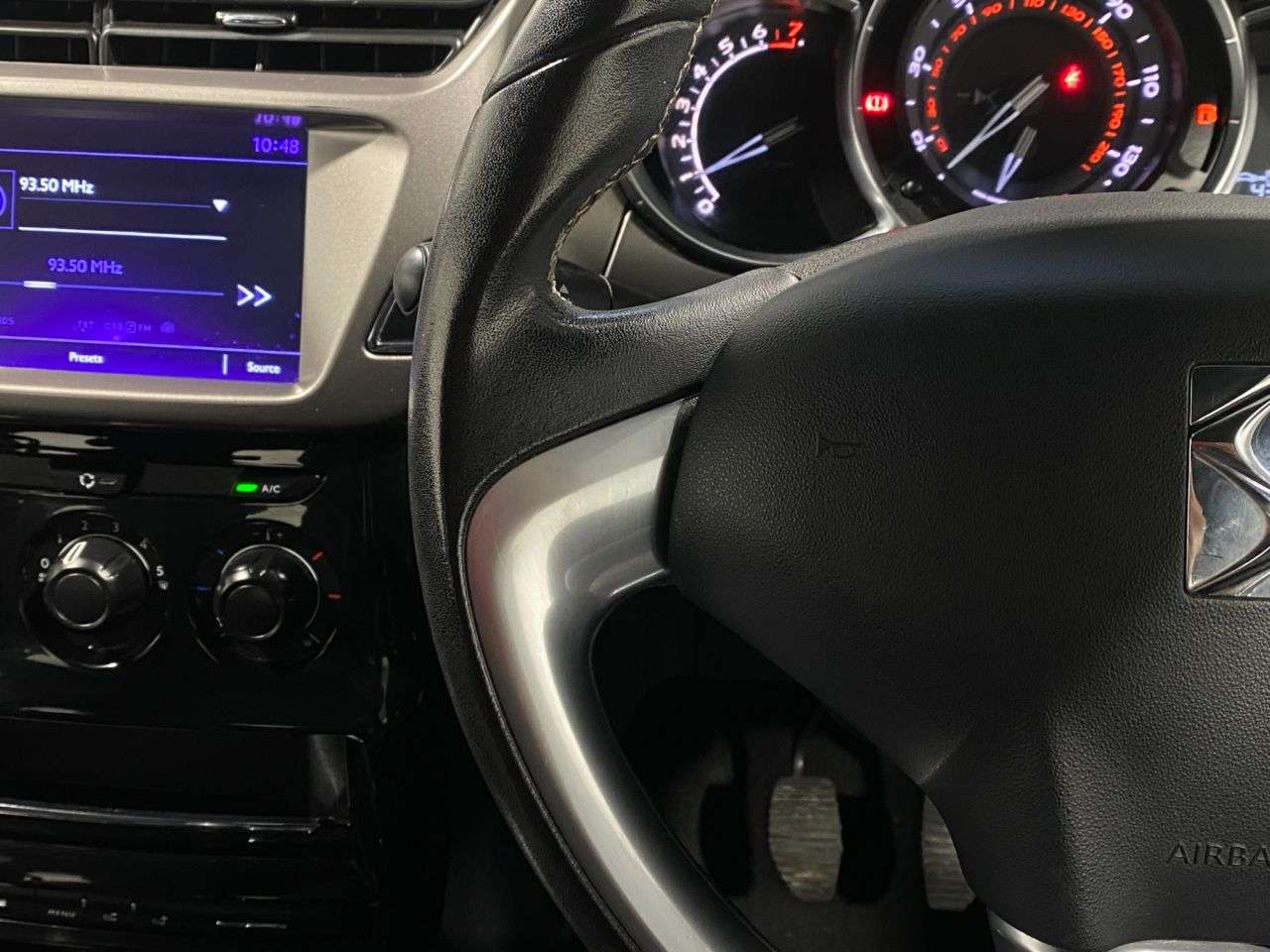 2017 DS AUTOMOBILES DS 3 2017 DS AUTOMOBILES DS 3