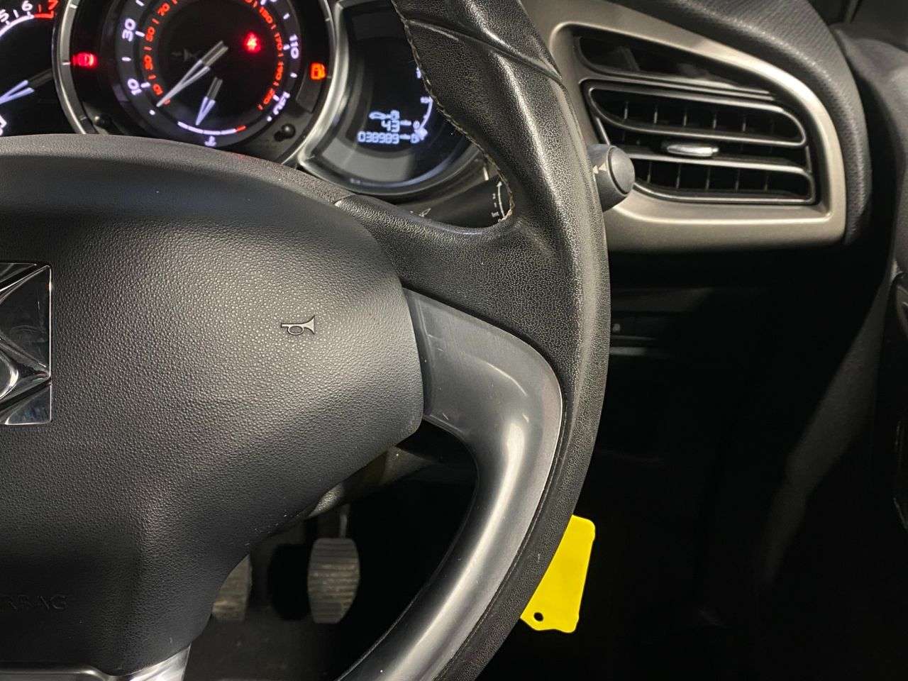 2017 DS AUTOMOBILES DS 3 2017 DS AUTOMOBILES DS 3