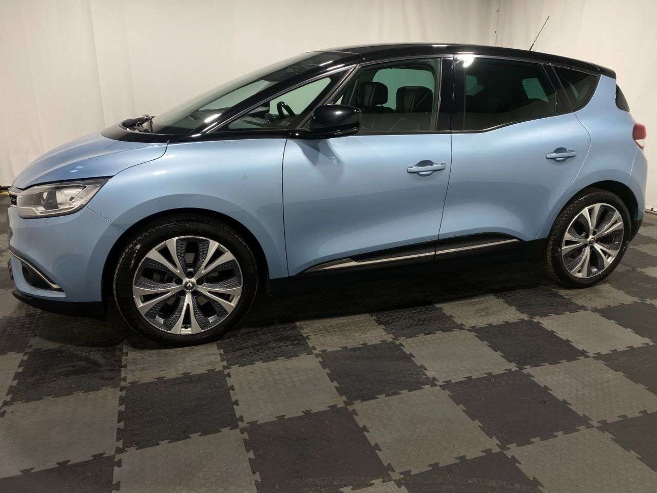 2018 RENAULT SCENIC 2018 RENAULT SCENIC