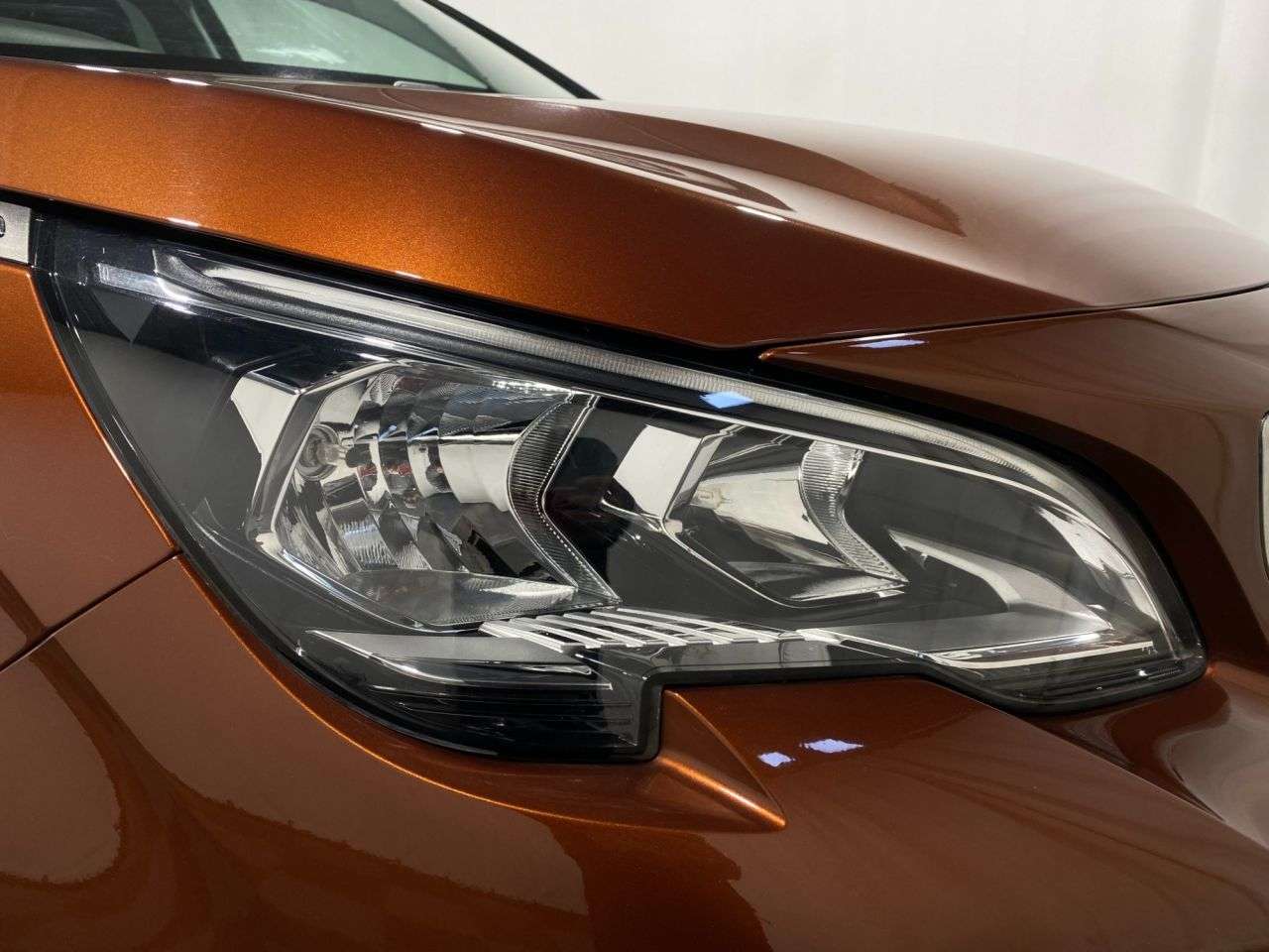 2017 PEUGEOT 3008 2017 PEUGEOT 3008