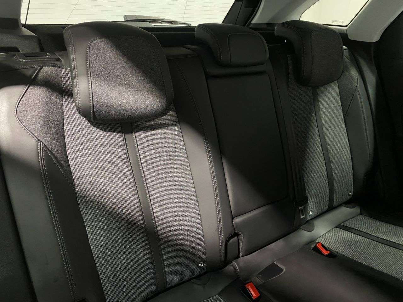 2017 PEUGEOT 3008 2017 PEUGEOT 3008