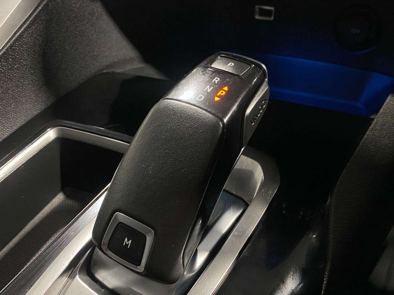 2017 PEUGEOT 3008 2017 PEUGEOT 3008