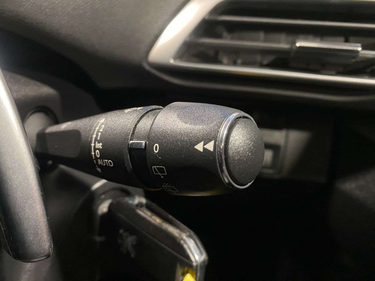 2017 PEUGEOT 3008 2017 PEUGEOT 3008