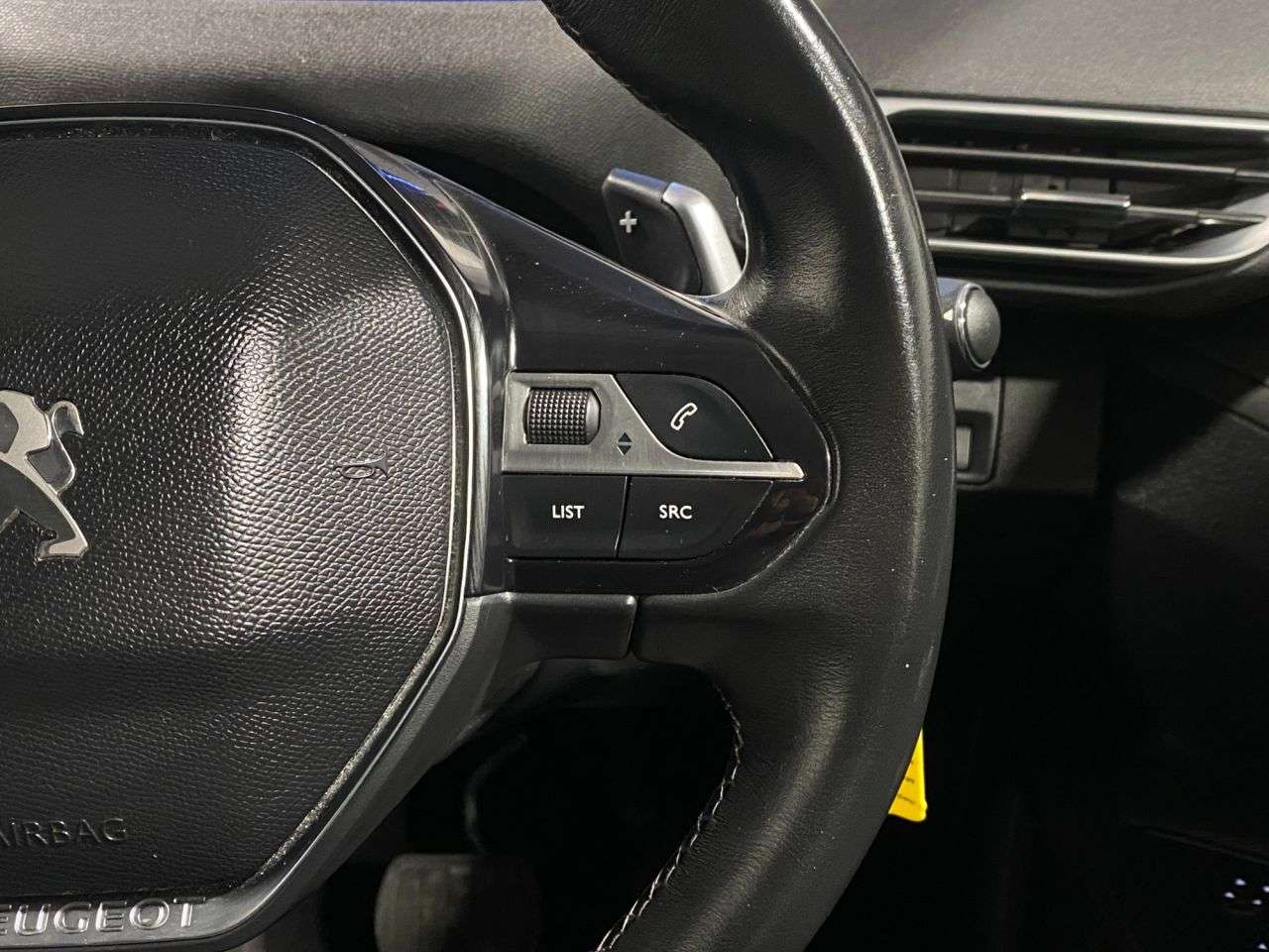 2017 PEUGEOT 3008 2017 PEUGEOT 3008