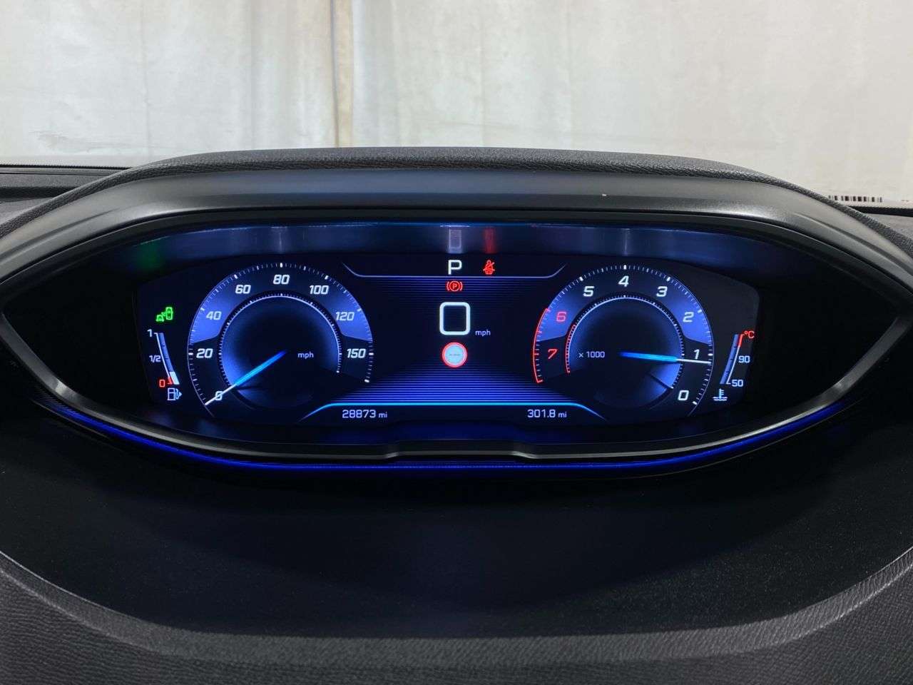 2017 PEUGEOT 3008 2017 PEUGEOT 3008