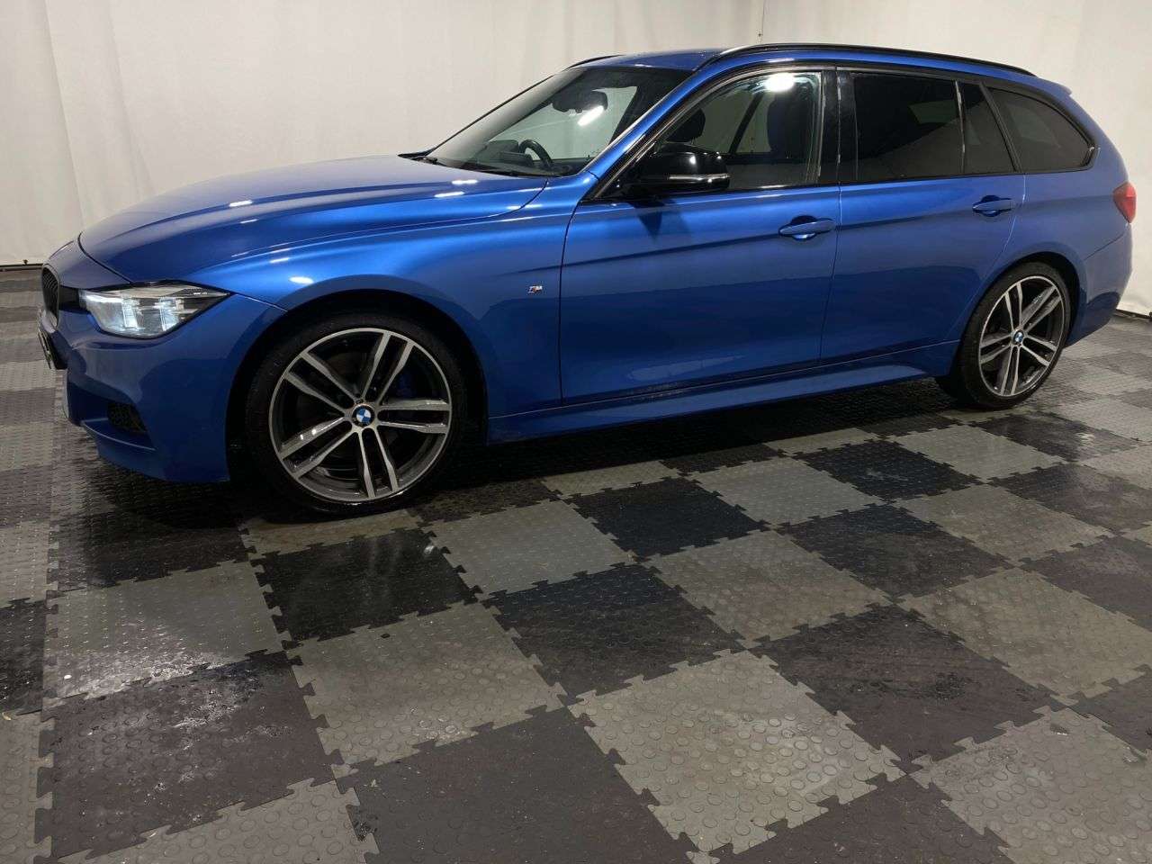 2017 BMW 3 SERIES 2017 BMW 3 SERIES