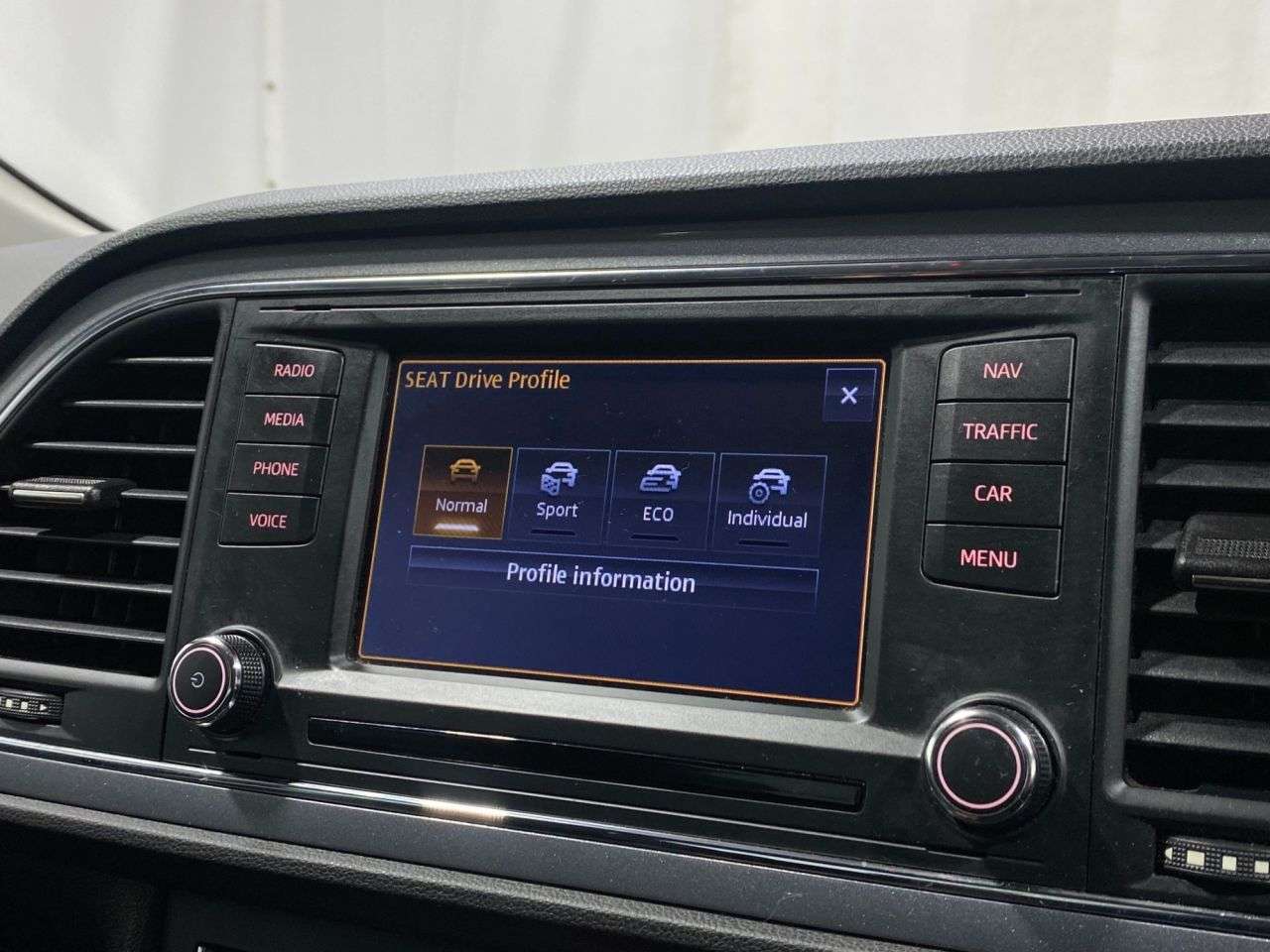 2014 SEAT LEON 2014 SEAT LEON