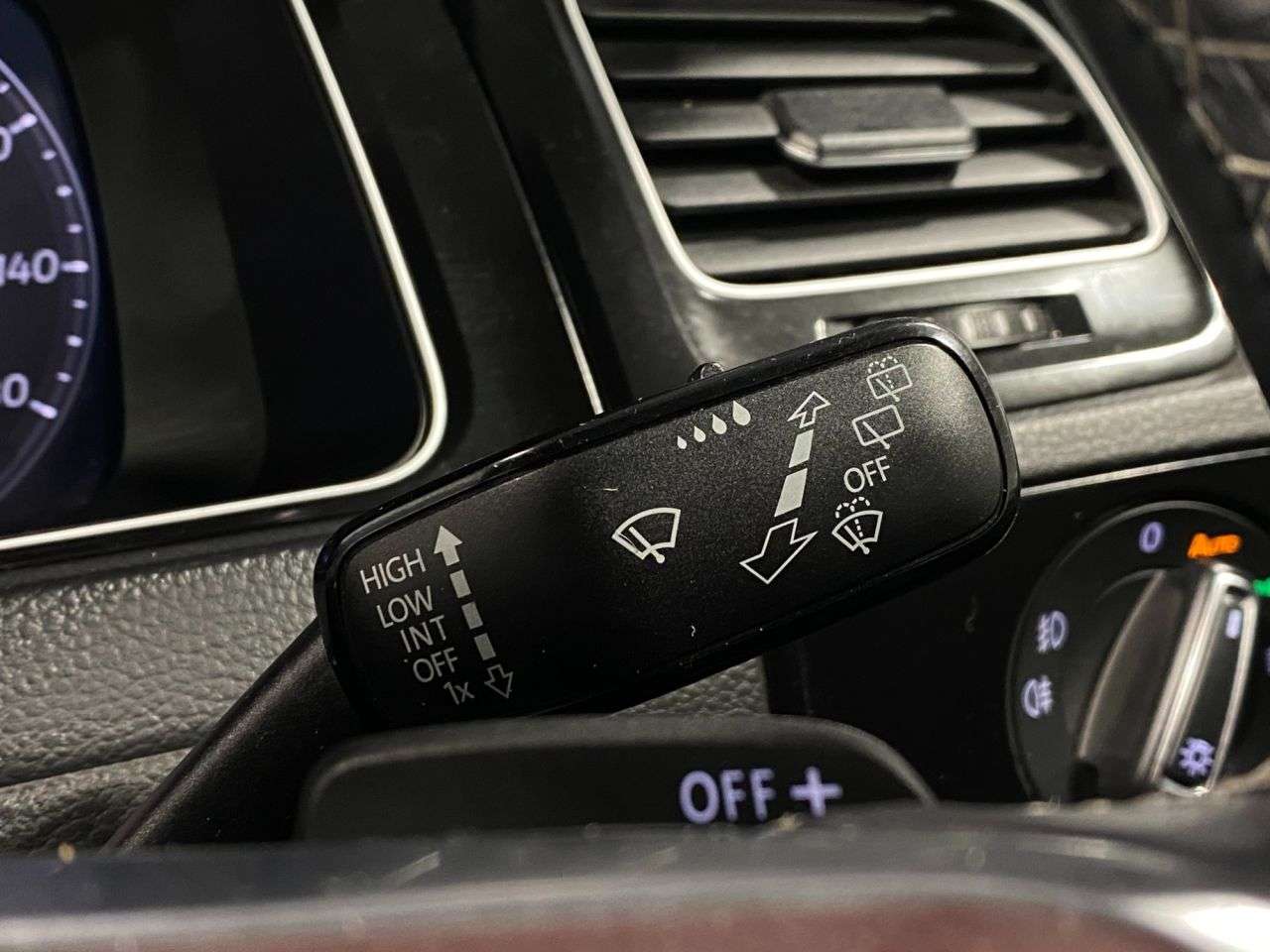 2017 VOLKSWAGEN GOLF 2017 VOLKSWAGEN GOLF