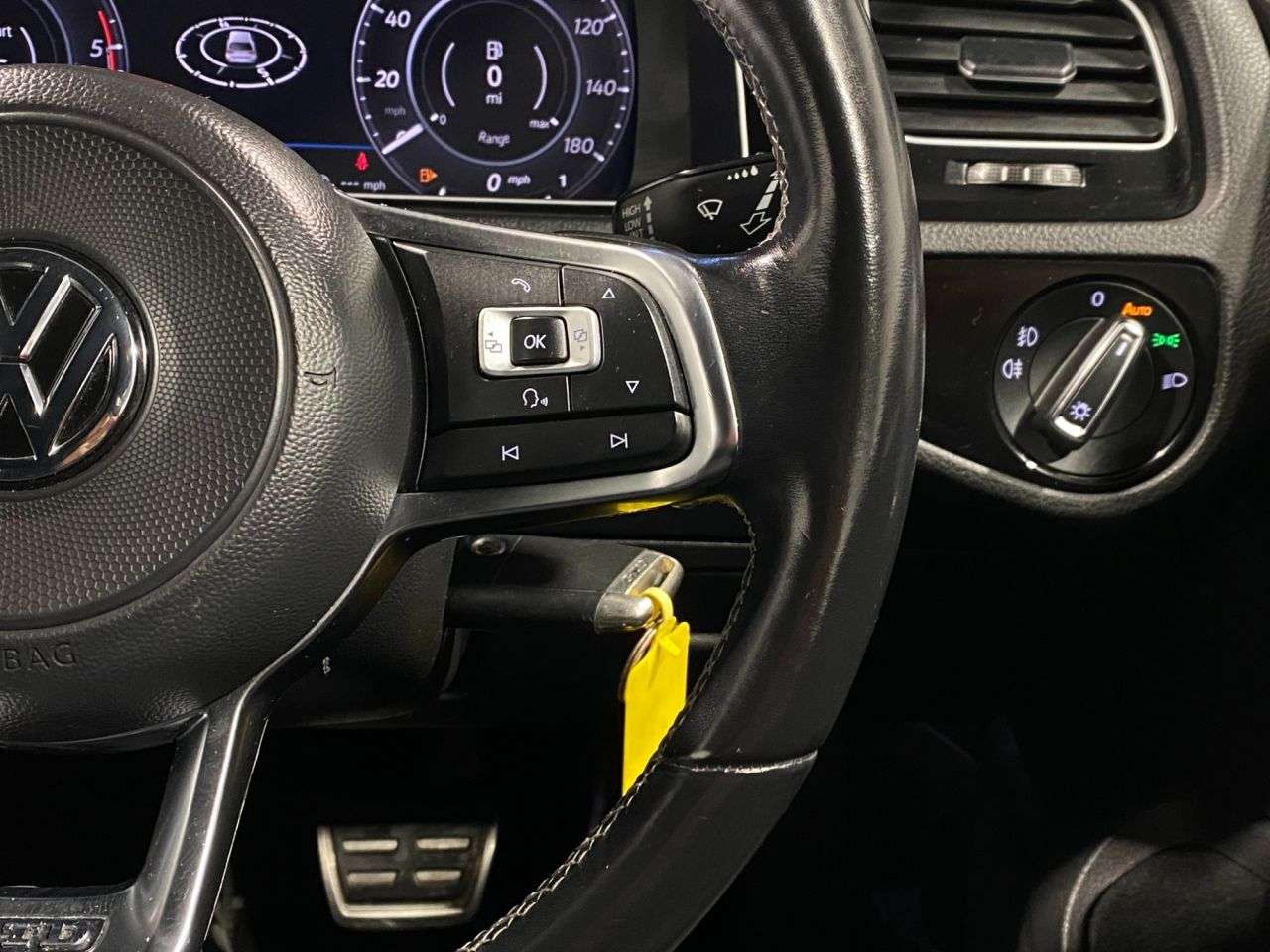 2017 VOLKSWAGEN GOLF 2017 VOLKSWAGEN GOLF