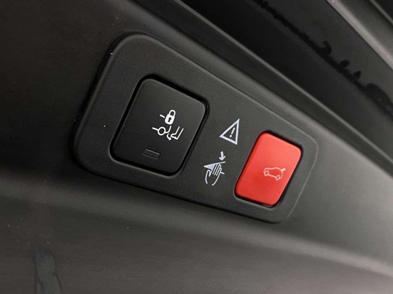 2018 PEUGEOT 5008 2018 PEUGEOT 5008