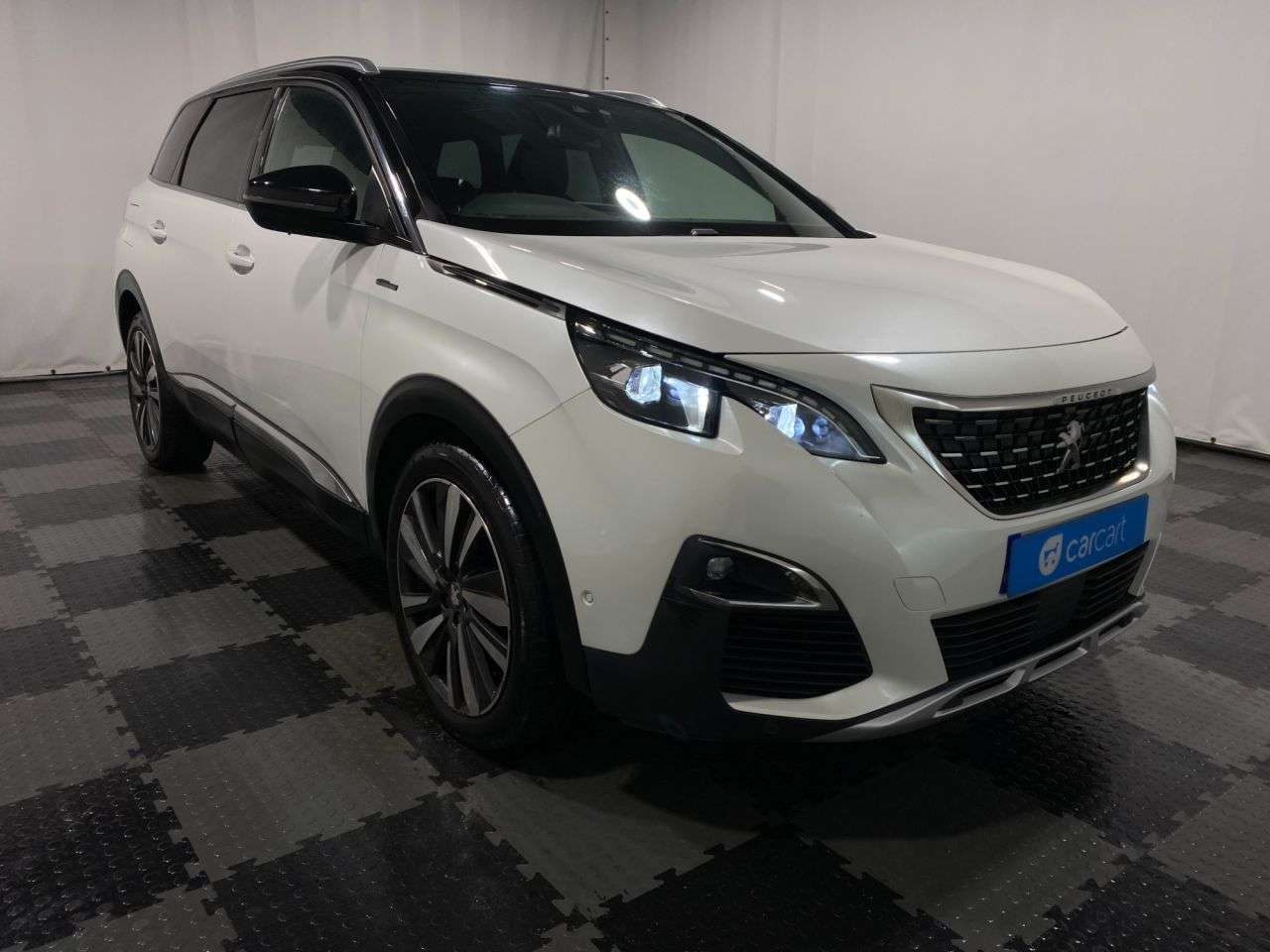 2018 PEUGEOT 5008 2018 PEUGEOT 5008