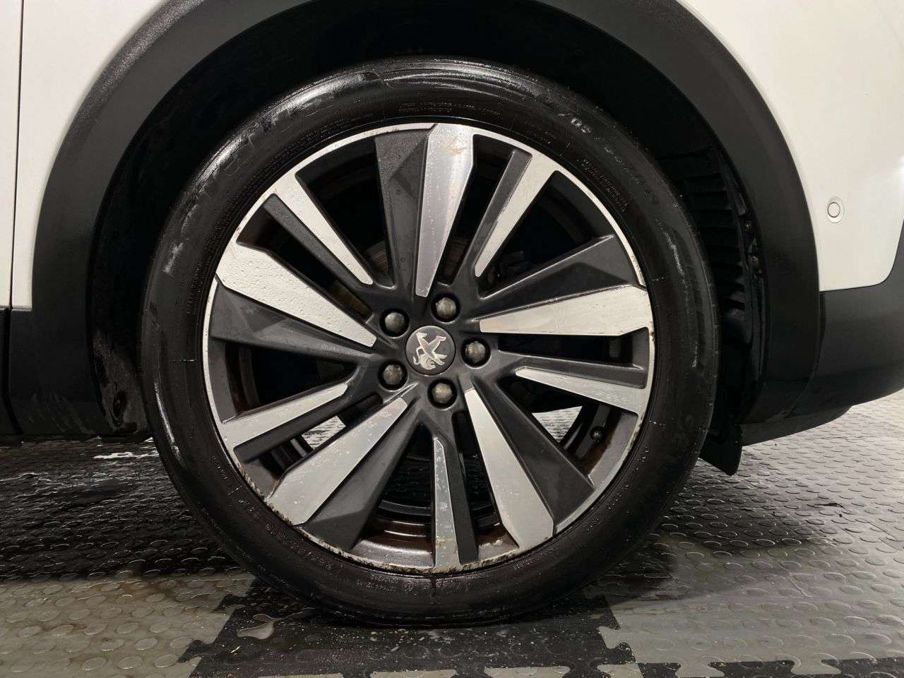 2018 PEUGEOT 5008 2018 PEUGEOT 5008