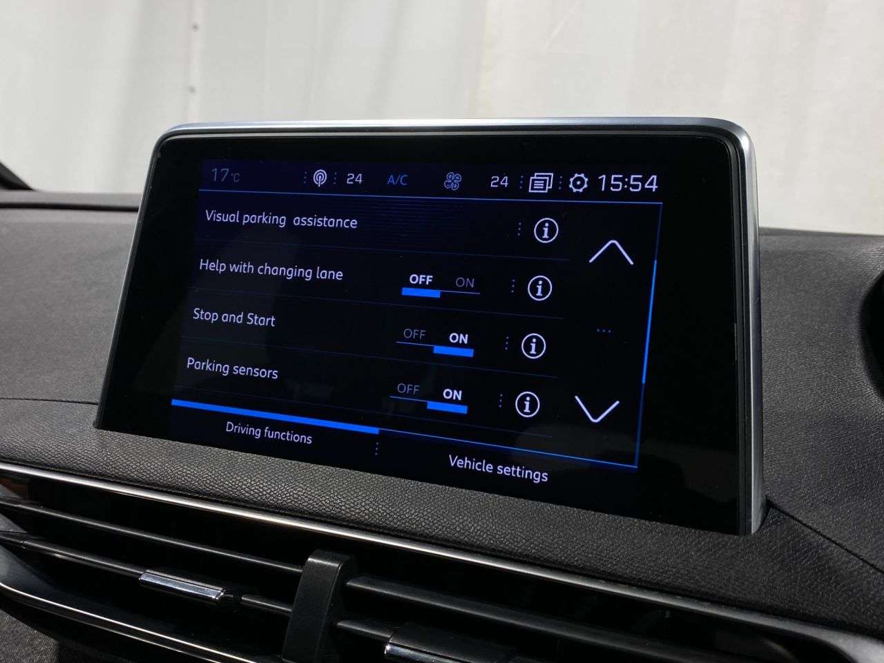 2018 PEUGEOT 5008 2018 PEUGEOT 5008