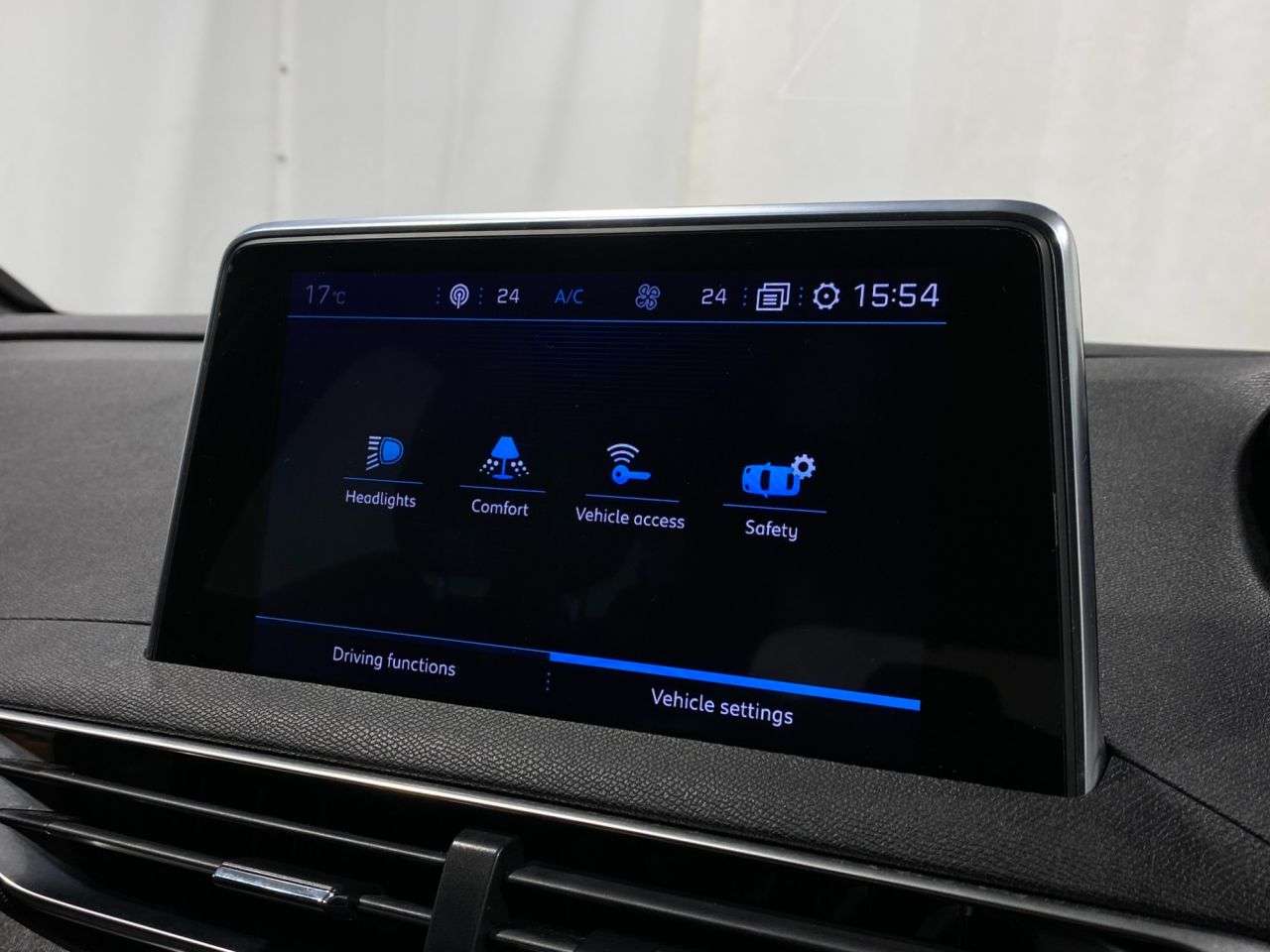 2018 PEUGEOT 5008 2018 PEUGEOT 5008