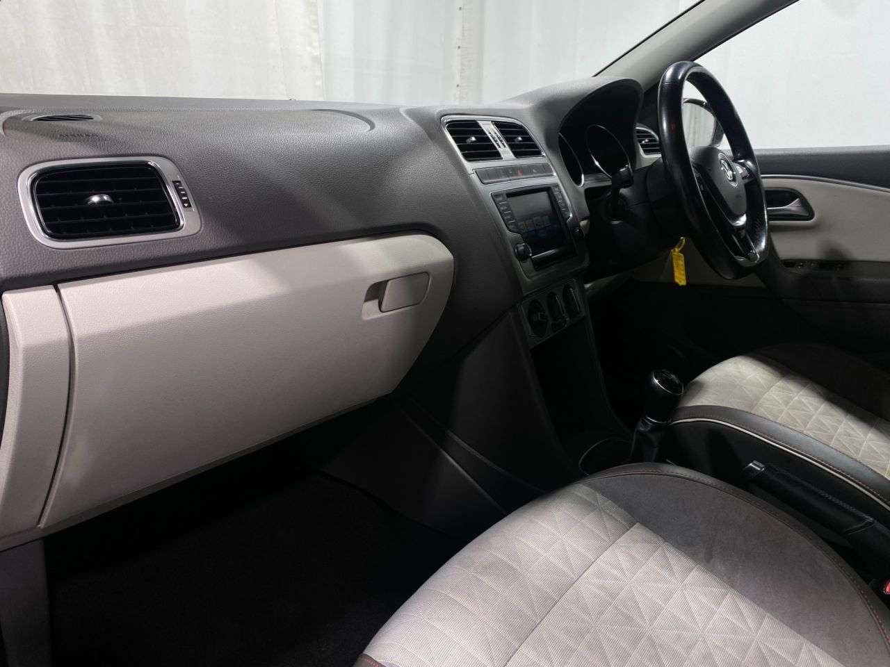 2017 VOLKSWAGEN POLO 2017 VOLKSWAGEN POLO