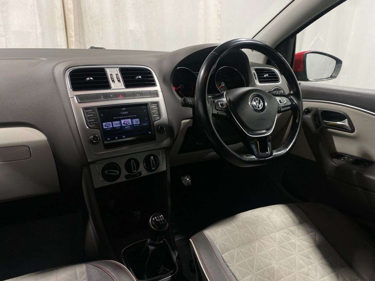 2017 VOLKSWAGEN POLO 2017 VOLKSWAGEN POLO