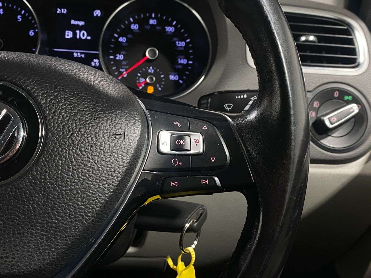 2017 VOLKSWAGEN POLO 2017 VOLKSWAGEN POLO