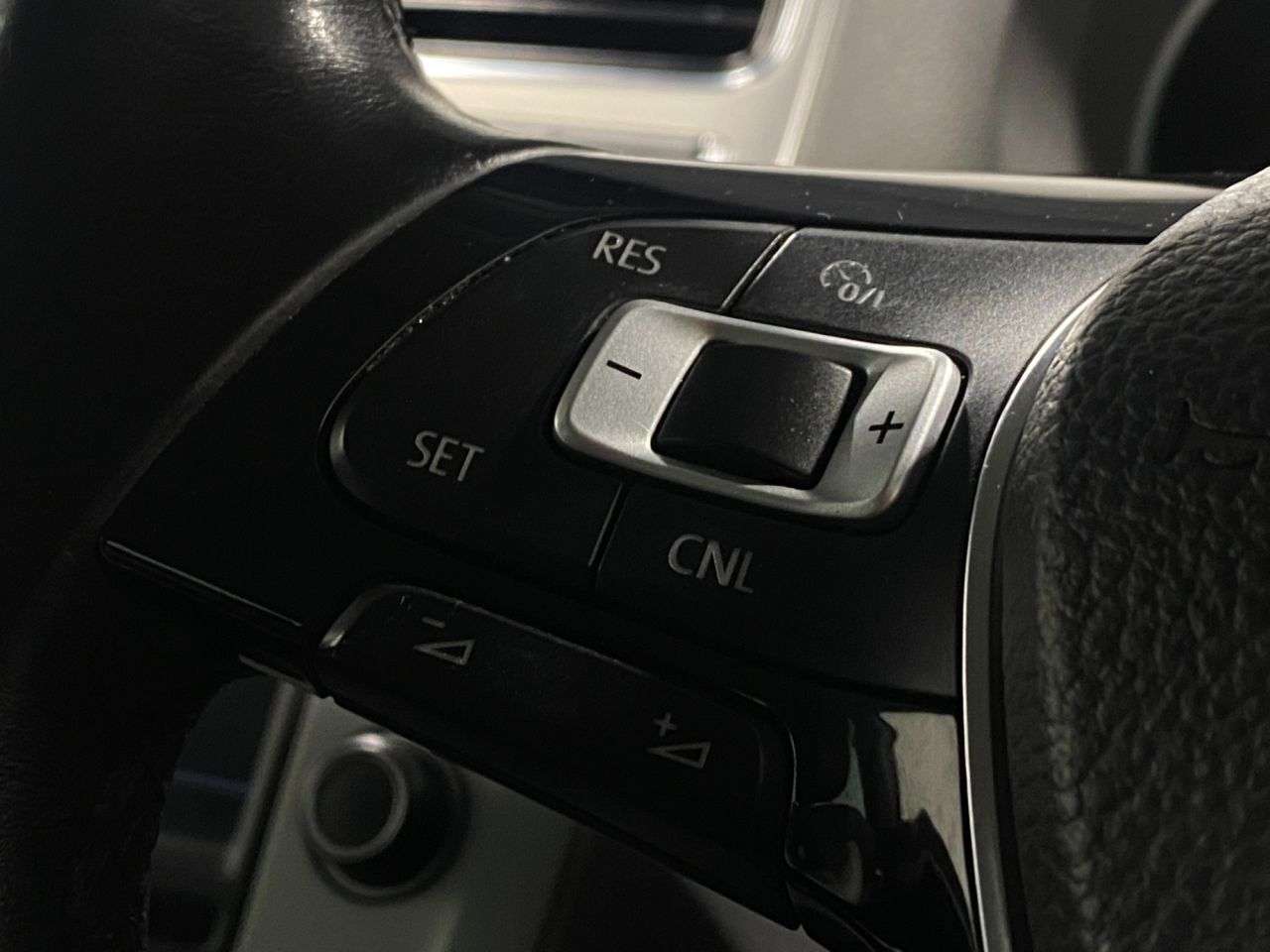 2017 VOLKSWAGEN POLO 2017 VOLKSWAGEN POLO