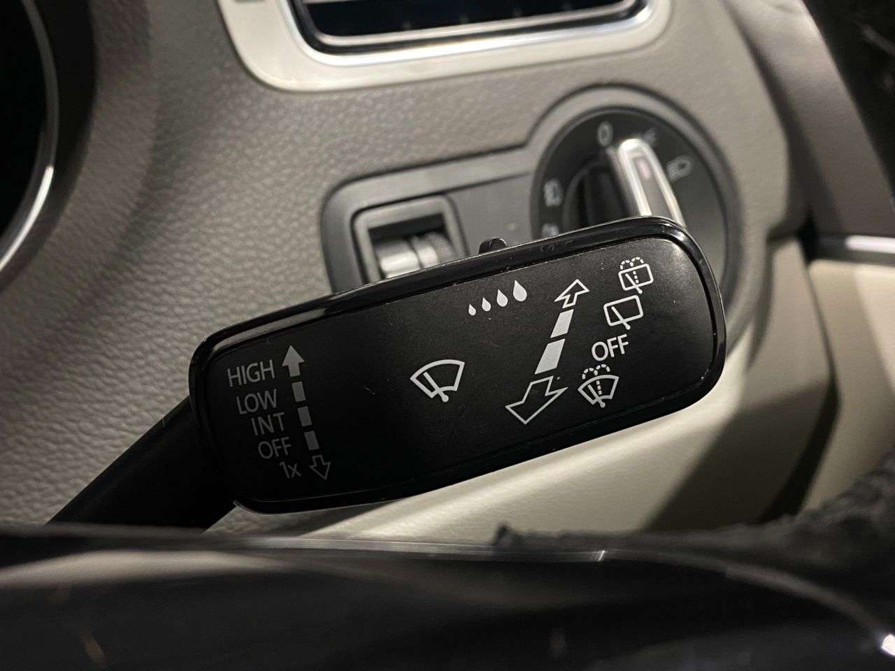 2017 VOLKSWAGEN POLO 2017 VOLKSWAGEN POLO