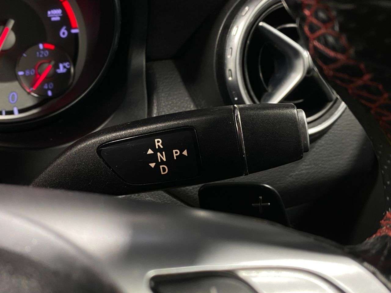 2015 MERCEDES-BENZ GLA 2015 MERCEDES-BENZ GLA