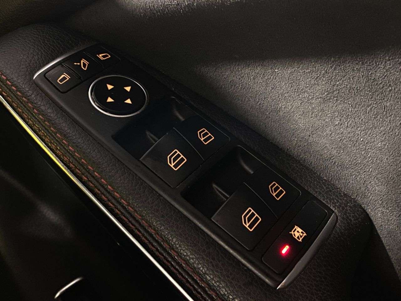 2015 MERCEDES-BENZ GLA 2015 MERCEDES-BENZ GLA