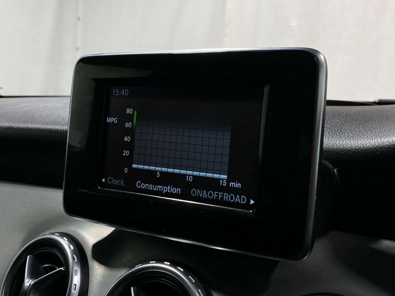 2015 MERCEDES-BENZ GLA 2015 MERCEDES-BENZ GLA