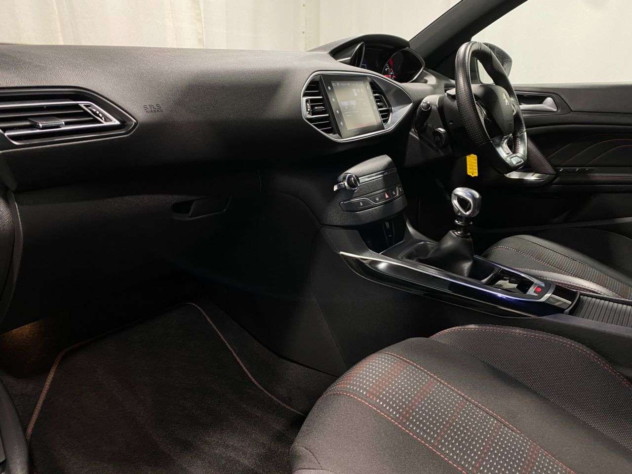 2017 PEUGEOT 308 2017 PEUGEOT 308