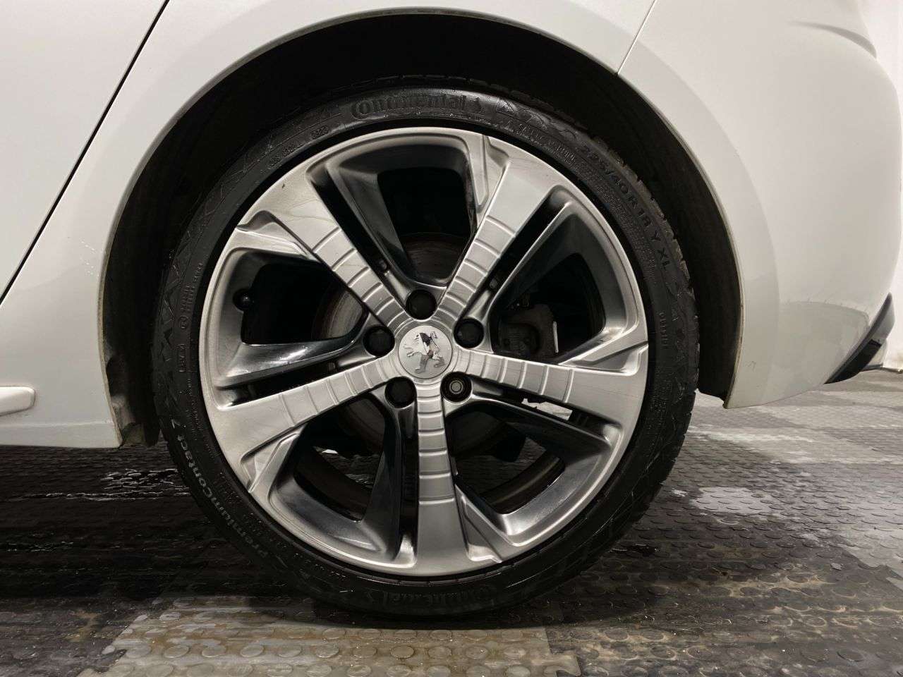 2017 PEUGEOT 308 2017 PEUGEOT 308