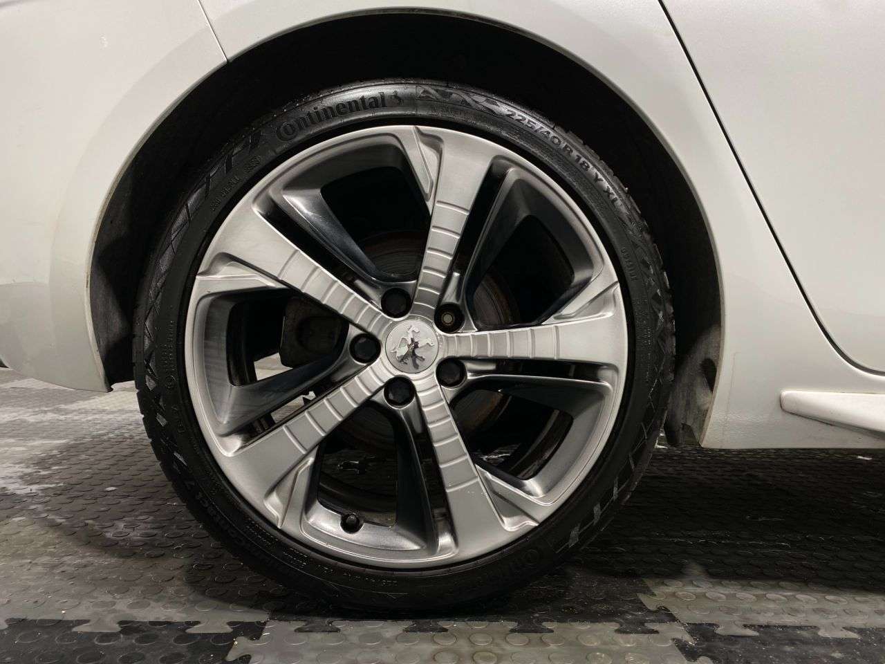 2017 PEUGEOT 308 2017 PEUGEOT 308