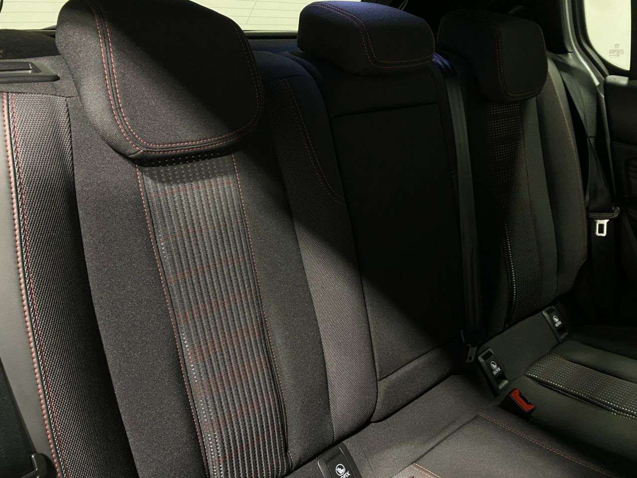 2017 PEUGEOT 308 2017 PEUGEOT 308