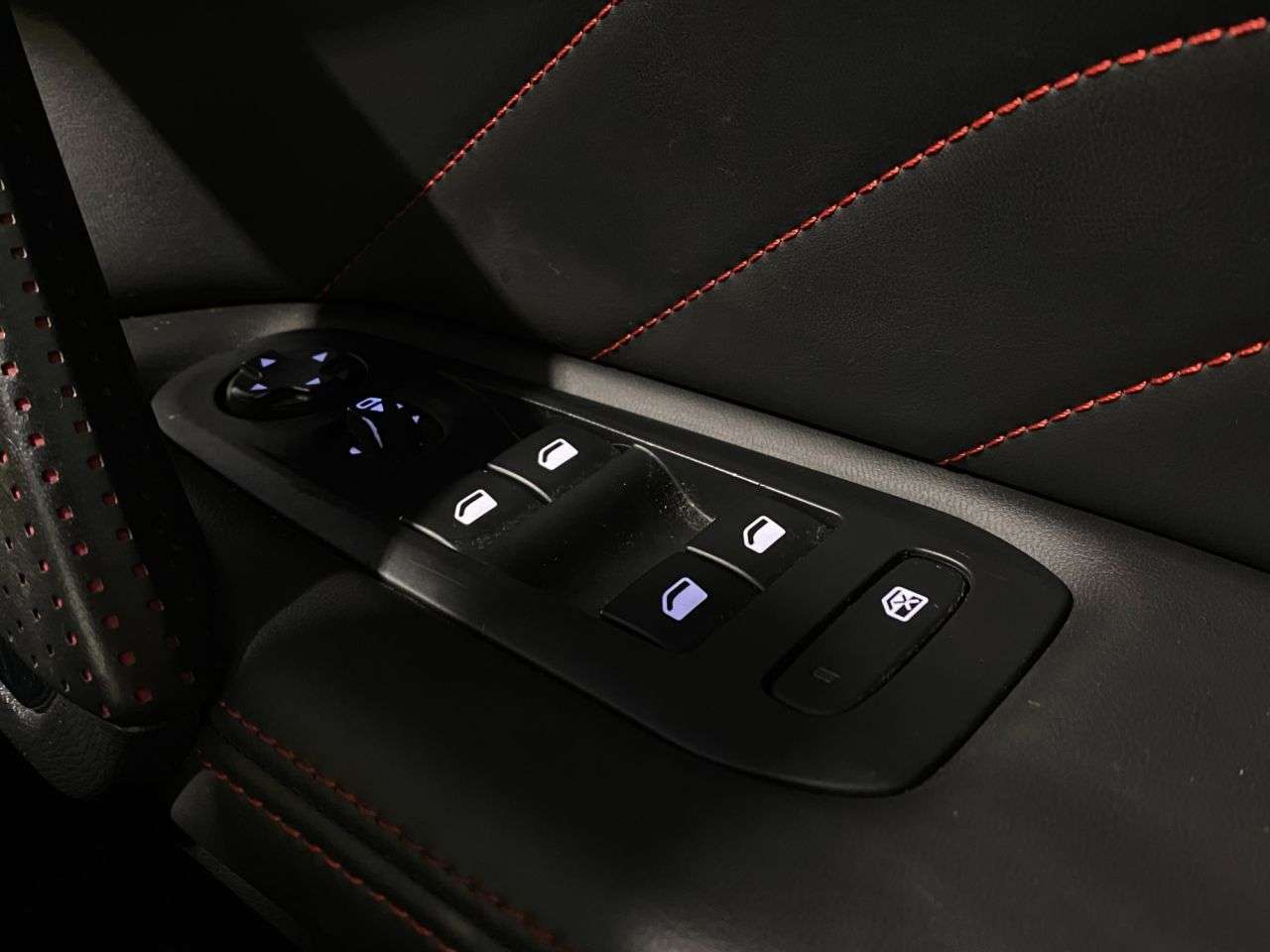 2017 PEUGEOT 308 2017 PEUGEOT 308