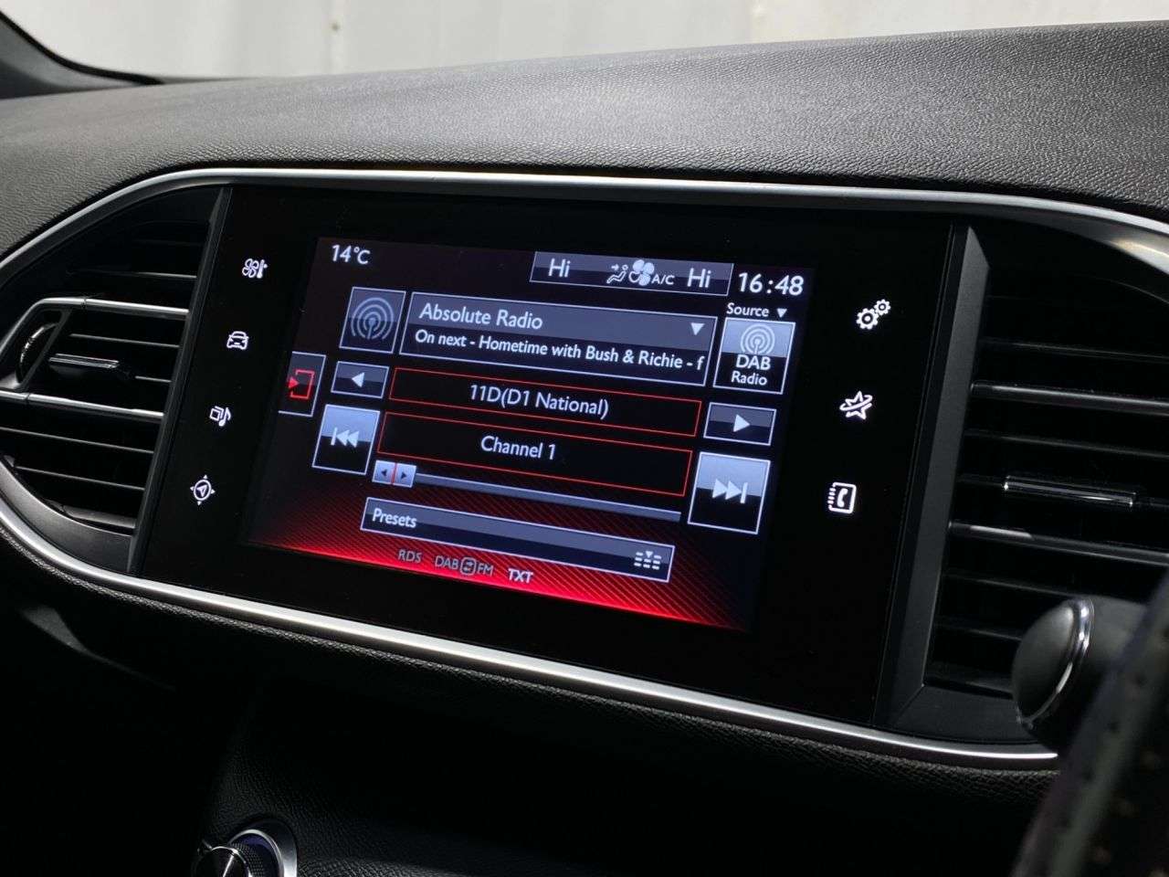 2017 PEUGEOT 308 2017 PEUGEOT 308