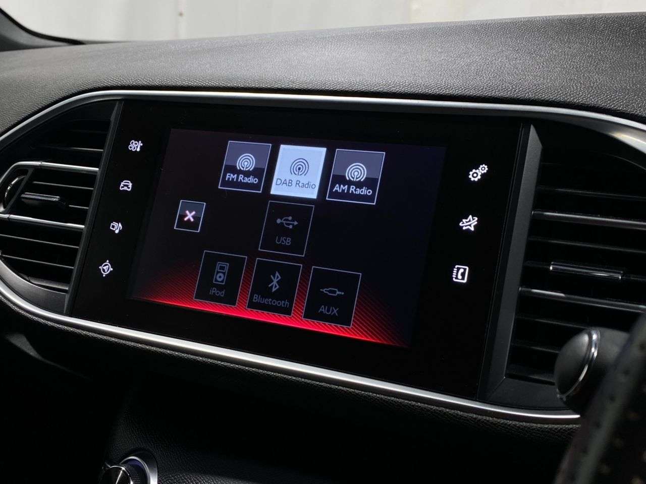 2017 PEUGEOT 308 2017 PEUGEOT 308