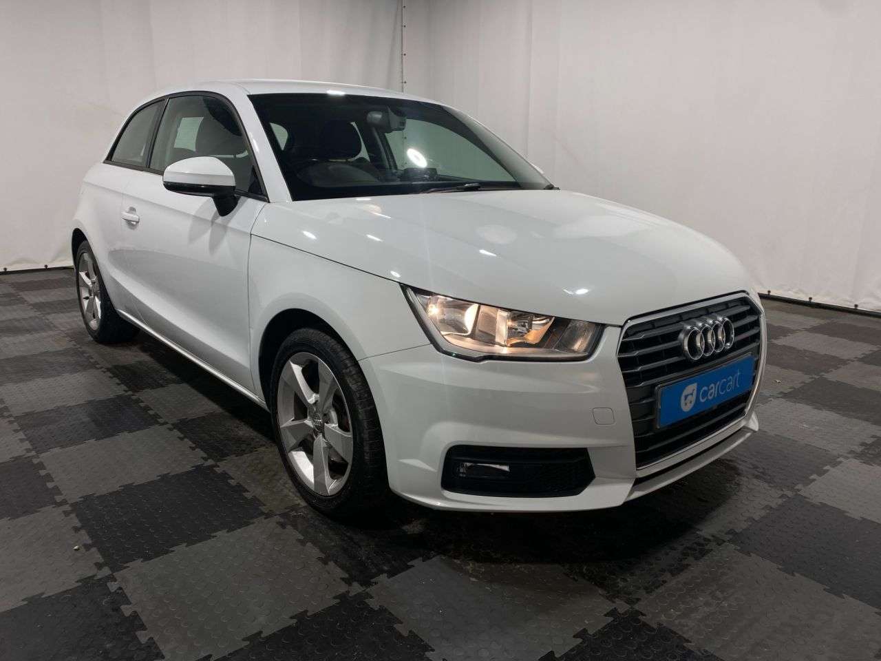 2016 AUDI A1 2016 AUDI A1