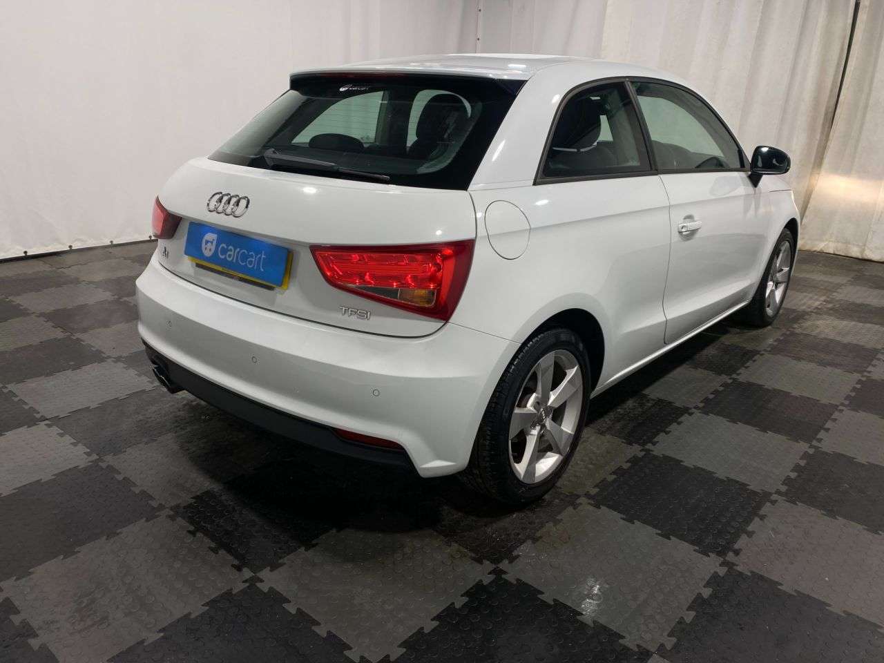 2016 AUDI A1 2016 AUDI A1