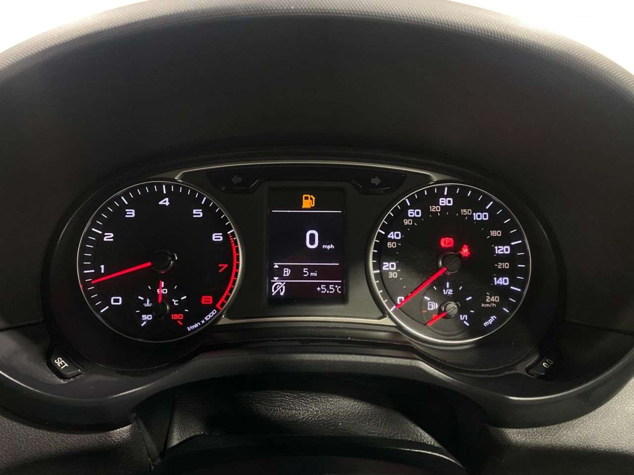 2016 AUDI A1 2016 AUDI A1