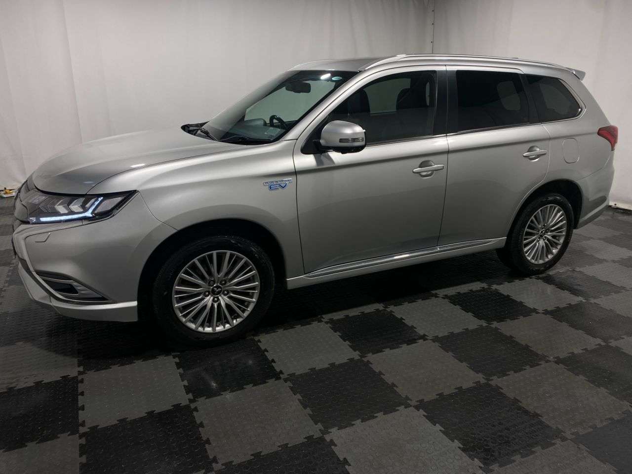 2018 MITSUBISHI OUTLANDER 2018 MITSUBISHI OUTLANDER