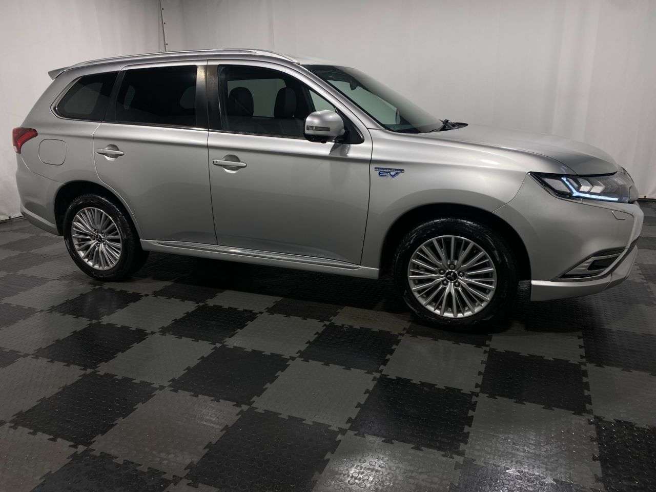 2018 MITSUBISHI OUTLANDER 2018 MITSUBISHI OUTLANDER