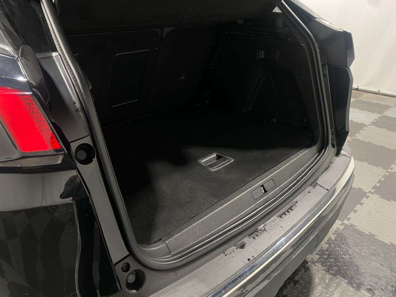 2018 PEUGEOT 3008 2018 PEUGEOT 3008