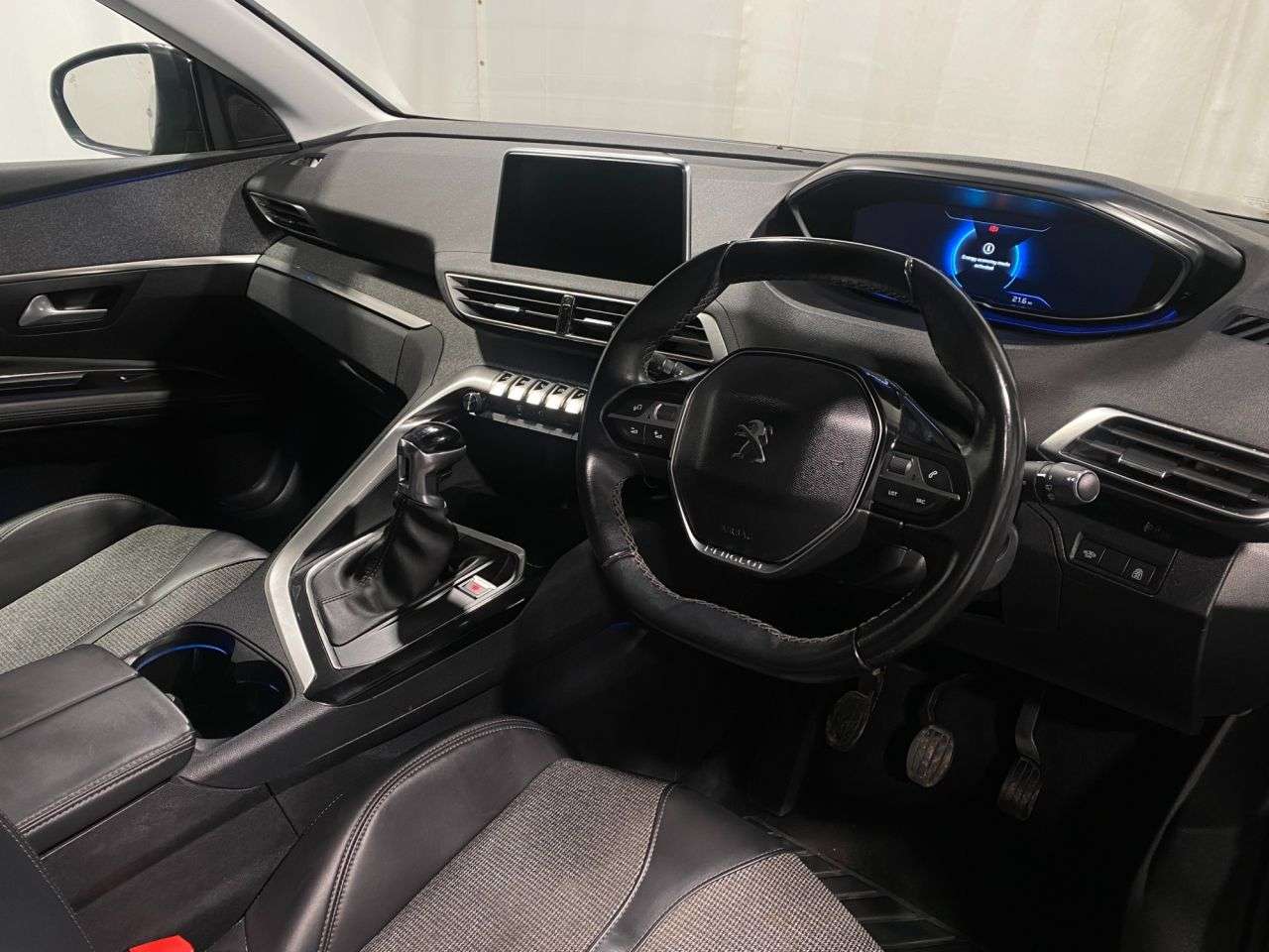 2018 PEUGEOT 3008 2018 PEUGEOT 3008