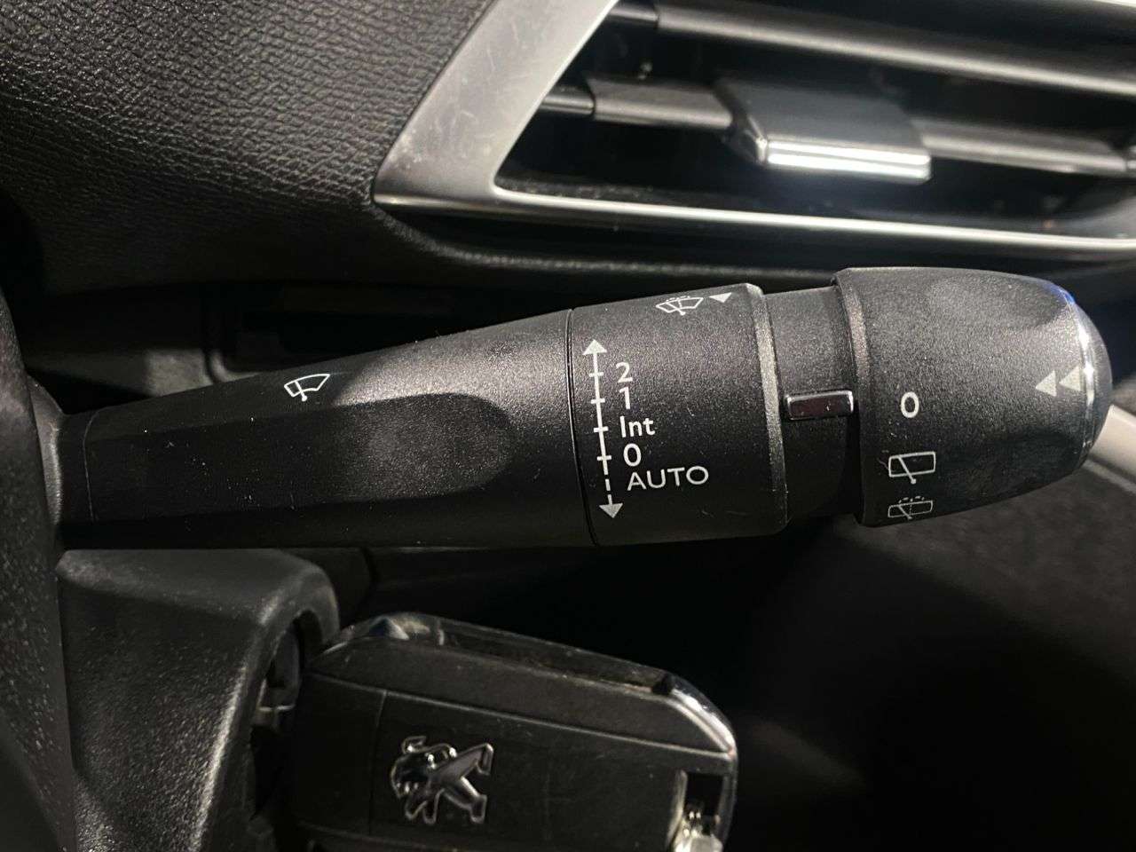 2018 PEUGEOT 3008 2018 PEUGEOT 3008