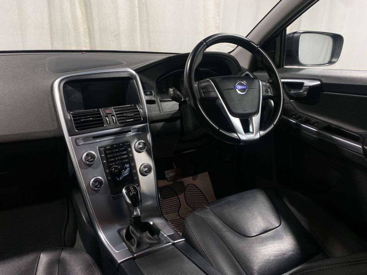 2016 VOLVO XC60 2016 VOLVO XC60