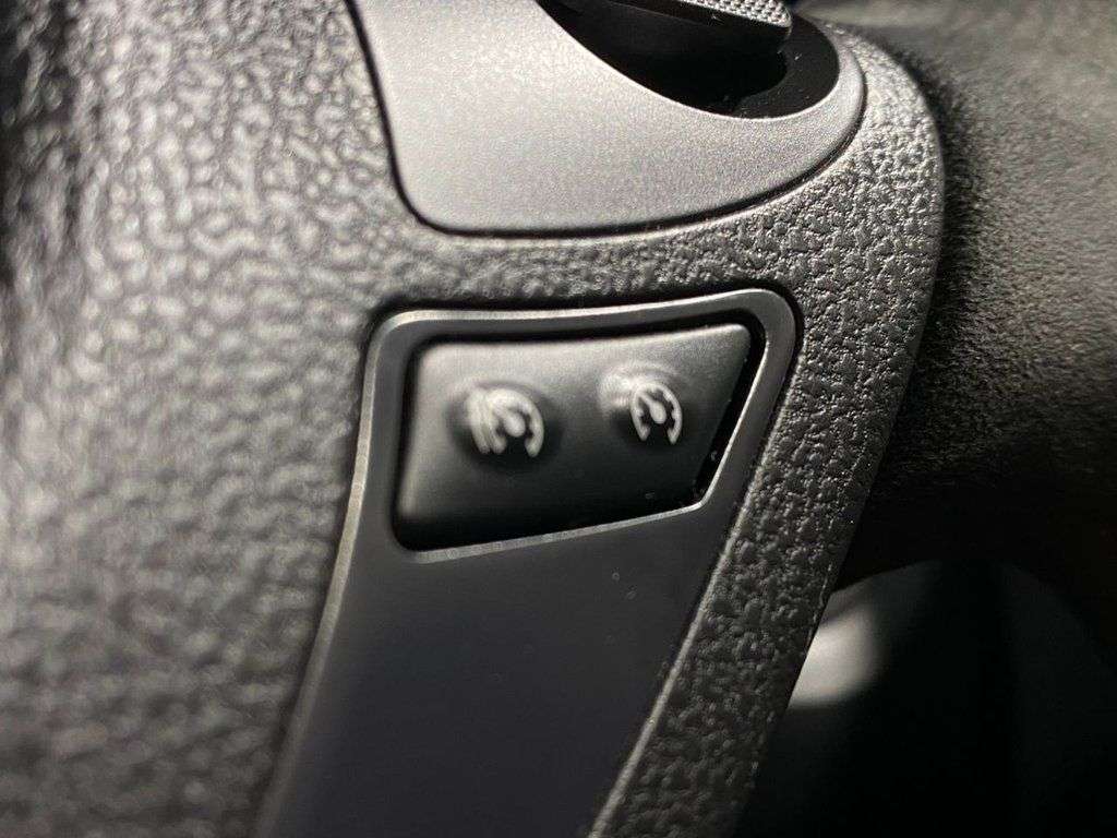 2015 NISSAN JUKE 2015 NISSAN JUKE